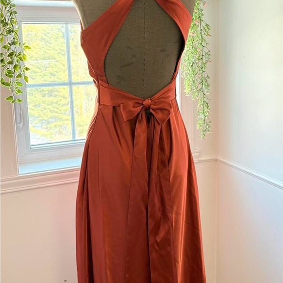 Elegant Burnt Orange Maxi Dress - Picture 4 of 8